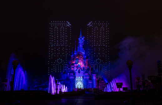 Disneyland París homenajea a Notre Dame 