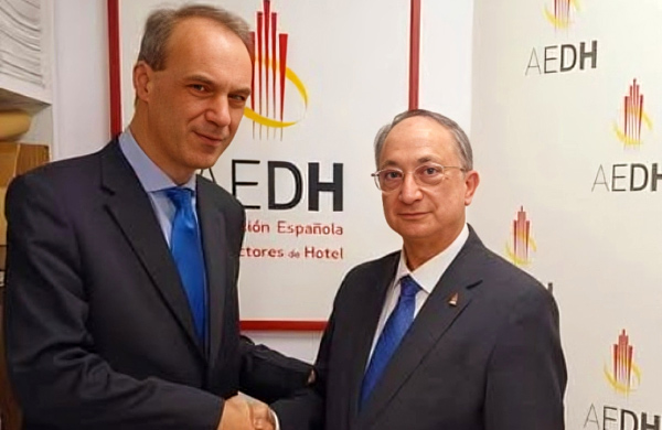 Ahora Perú y AEDH firman alianza estratégica para modernizar la hotelería peruana