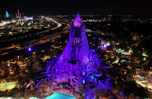 Más detalles sobre el regreso de Volcano Bay Nights 