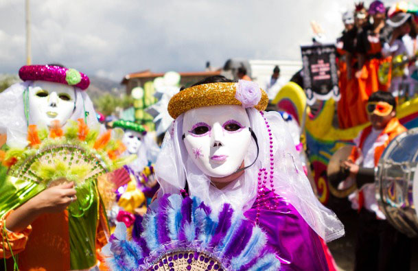 Cajamarca llena sus calles y su economía con el impulso del carnaval