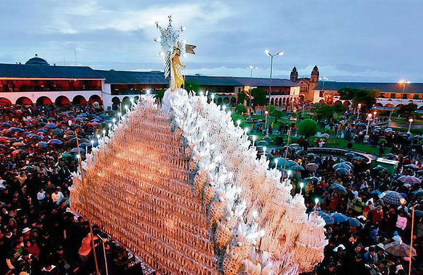 La Semana Santa en Ayacucho se toma las calles sin pausa