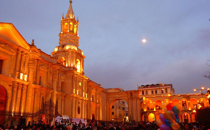 La demanda internacional se enfría y complica el repunte turístico