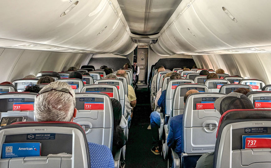 American Airlines incorpora cambios automáticos de asiento en su app